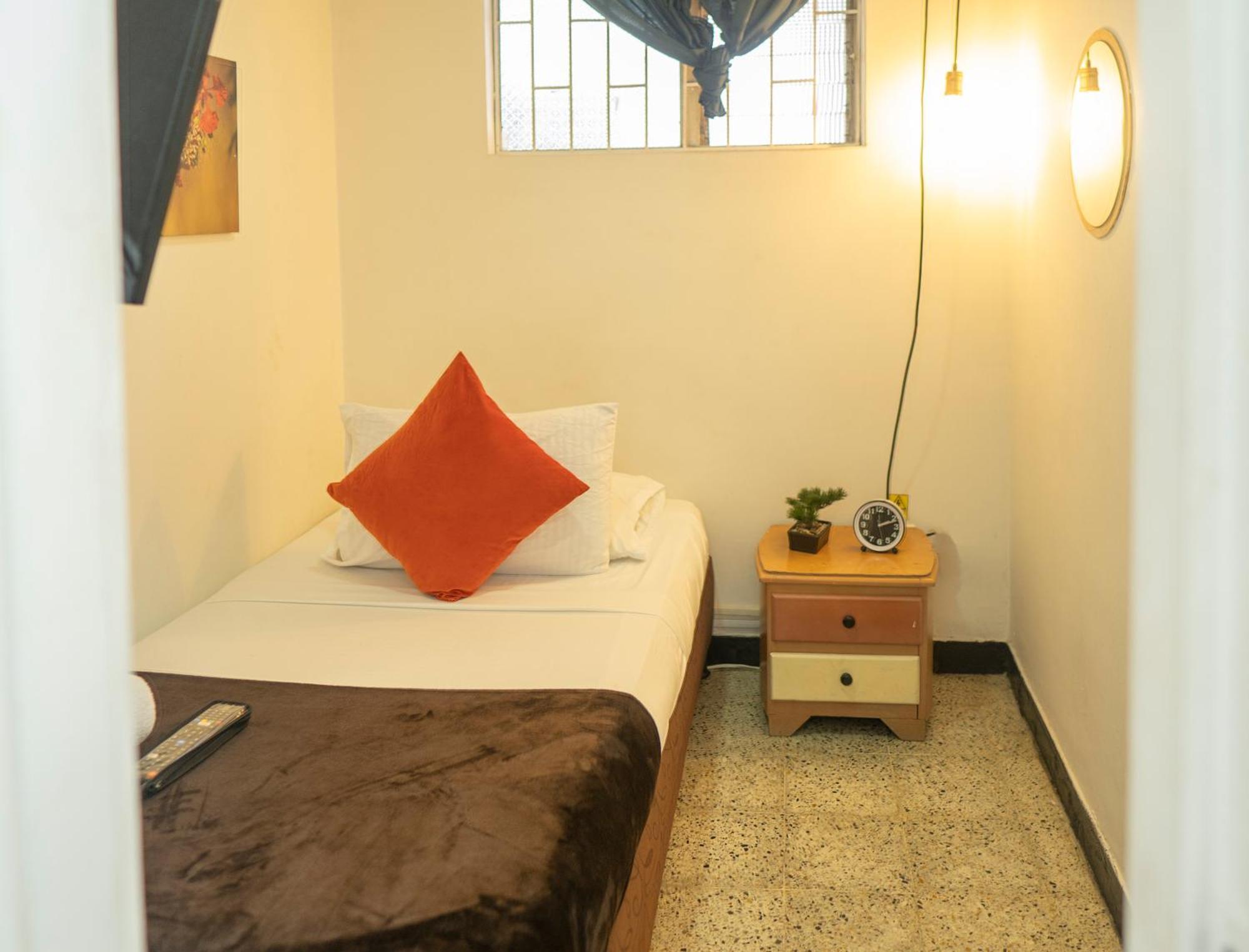 Africa House-Casa Hotel Laureles-La70 Medellín Dış mekan fotoğraf
