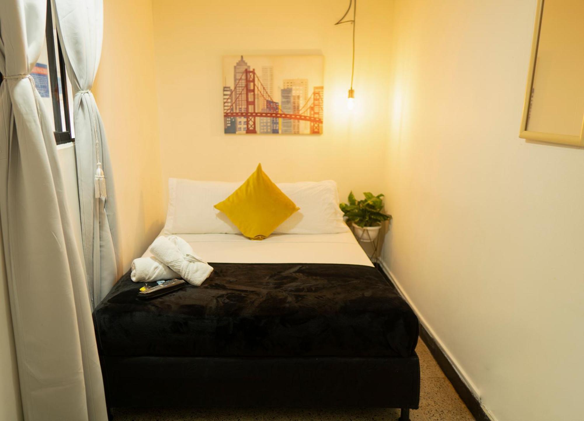 Africa House-Casa Hotel Laureles-La70 Medellín Dış mekan fotoğraf