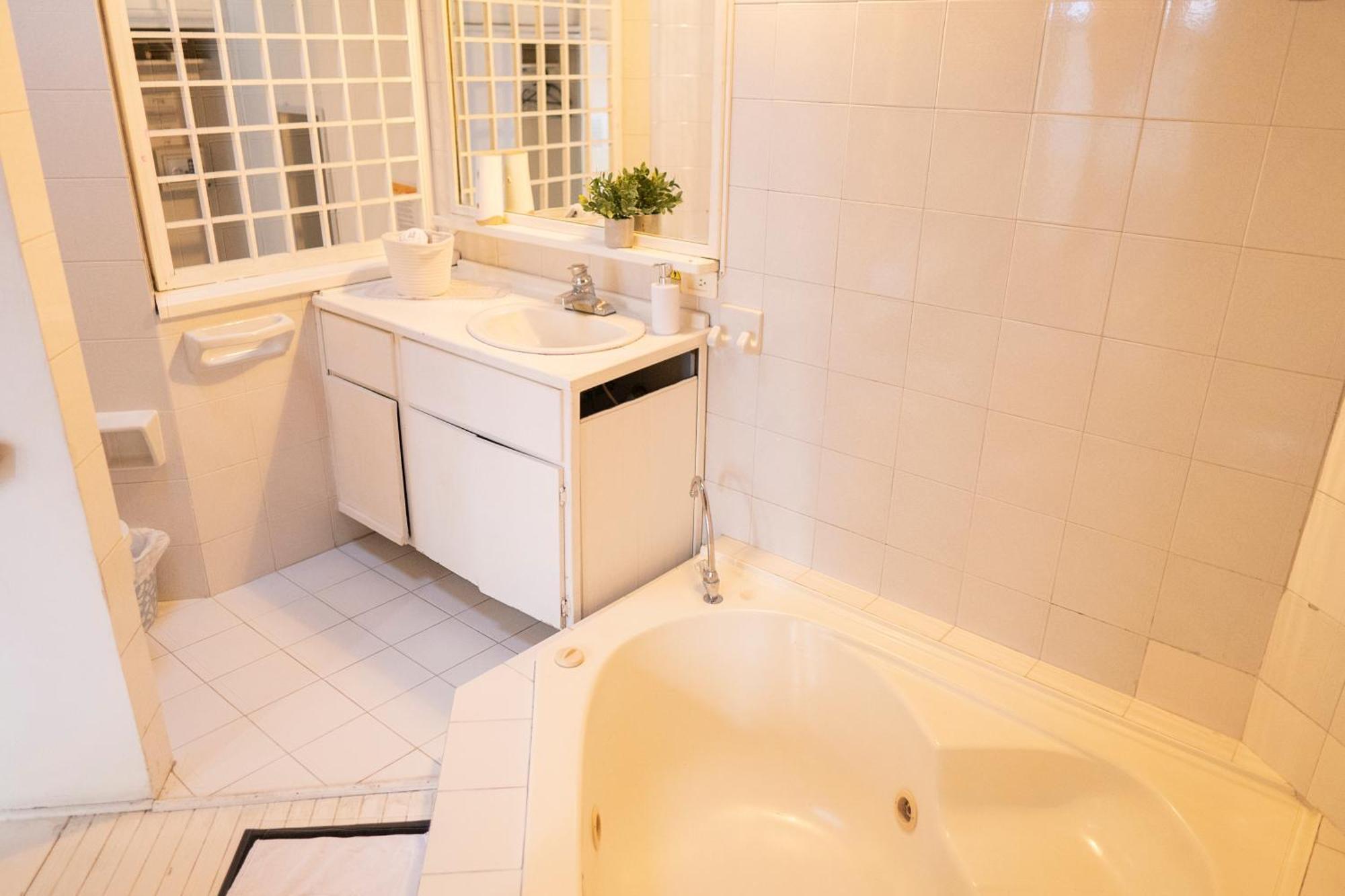 Africa House-Casa Hotel Laureles-La70 Medellín Dış mekan fotoğraf