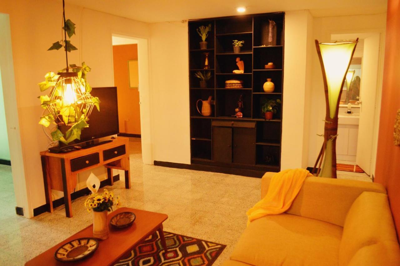 Africa House-Casa Hotel Laureles-La70 Medellín Dış mekan fotoğraf