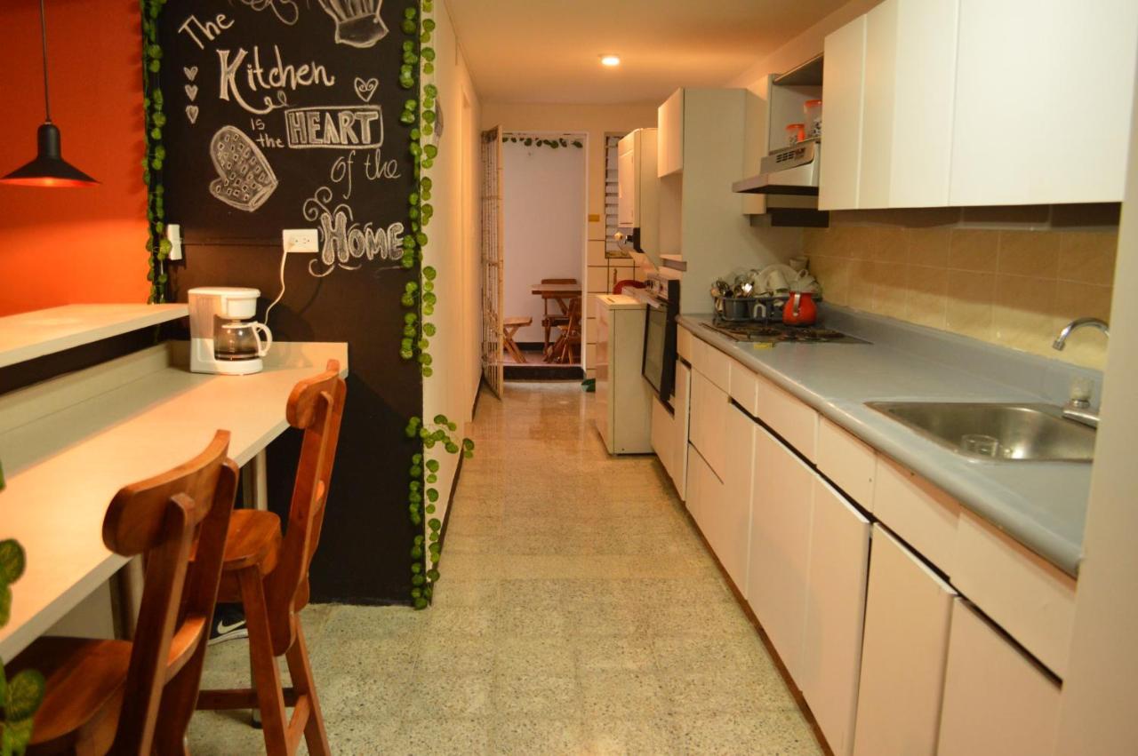 Africa House-Casa Hotel Laureles-La70 Medellín Dış mekan fotoğraf