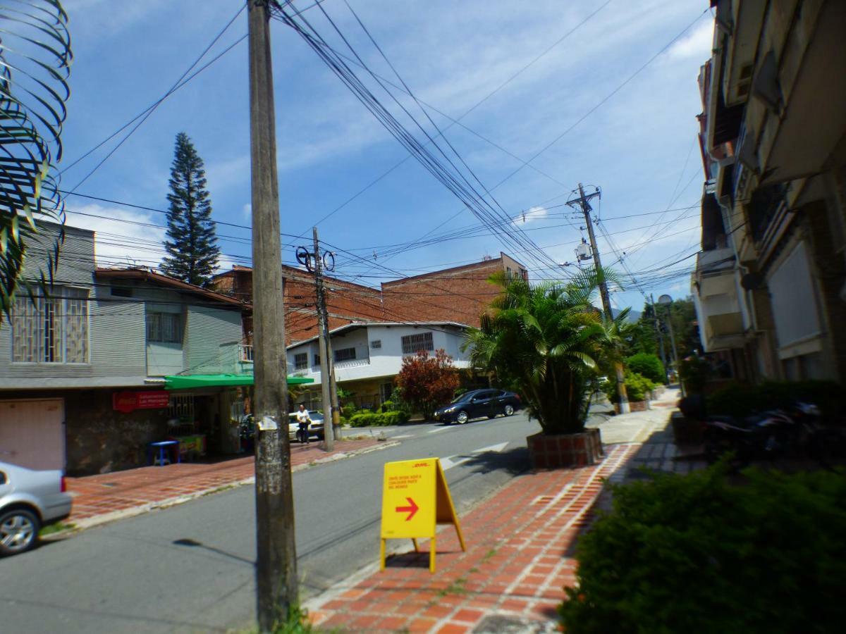 Africa House-Casa Hotel Laureles-La70 Medellín Dış mekan fotoğraf